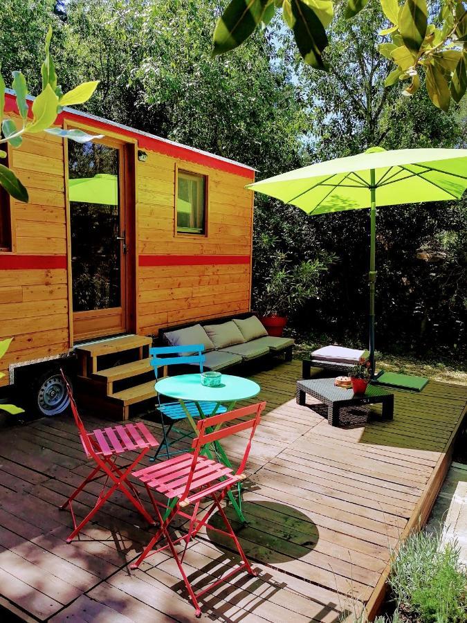 Bed and Breakfast Nimes En Garrigues Екстер'єр фото