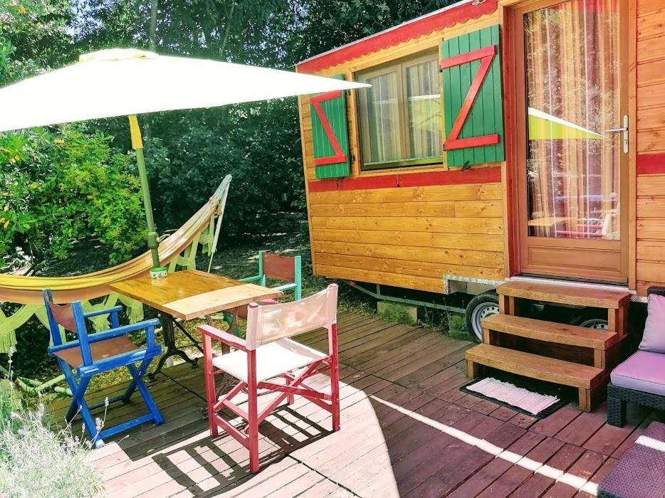 Bed and Breakfast Nimes En Garrigues Екстер'єр фото