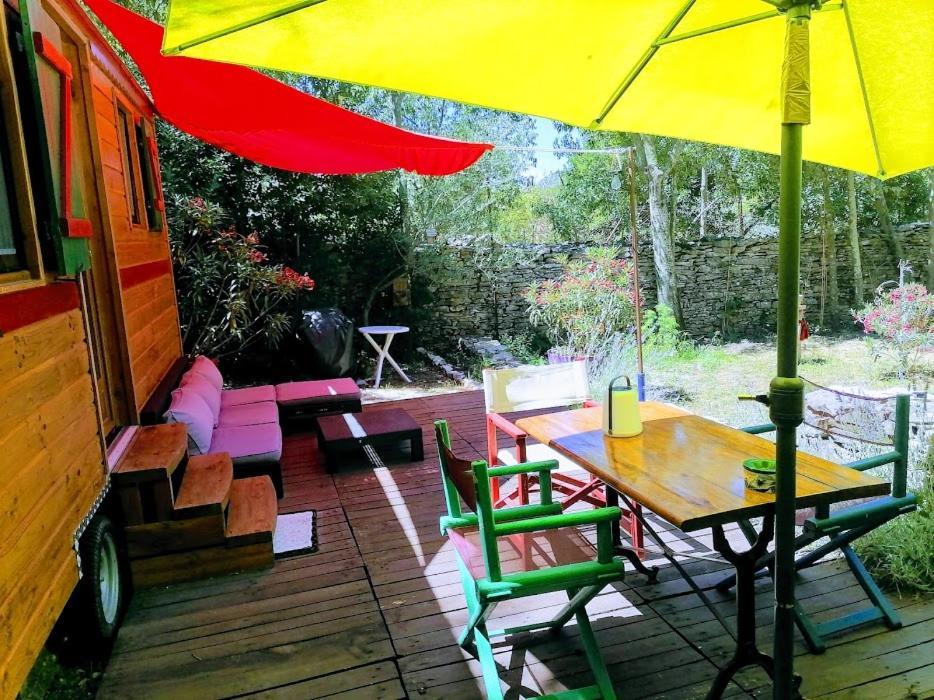 Bed and Breakfast Nimes En Garrigues Екстер'єр фото
